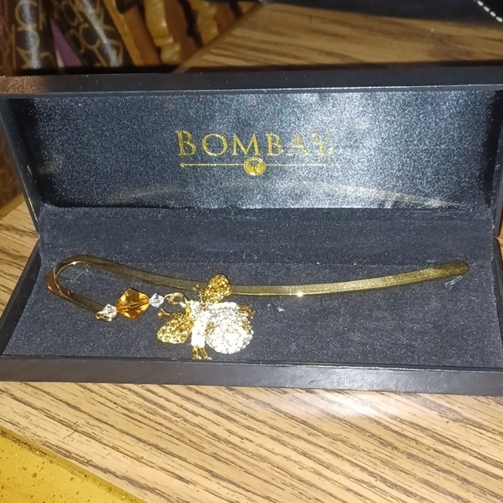 Bombay Rhinestone Bumblebee Bookmark
